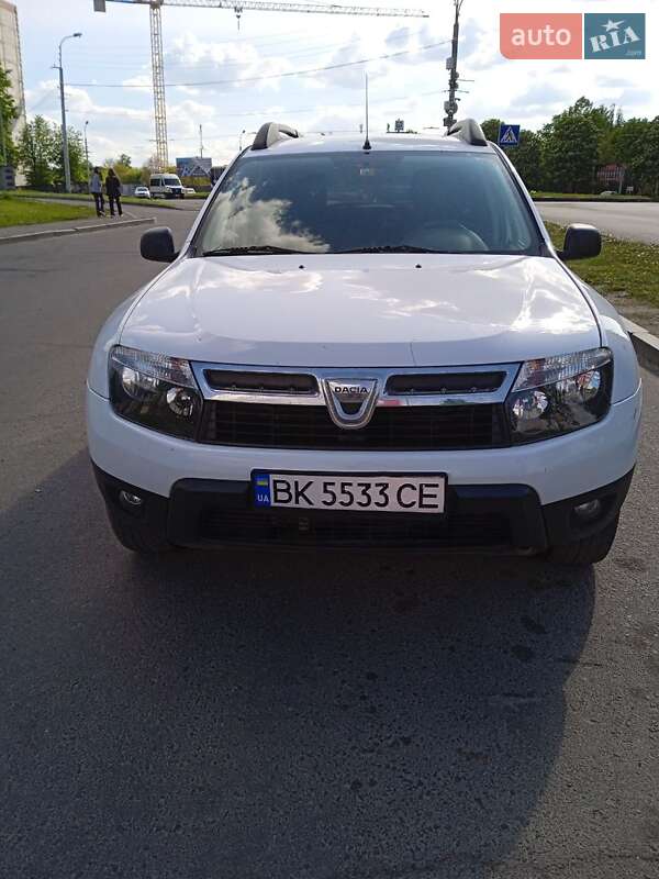 Позашляховик / Кросовер Dacia Duster 2011 в Рівному