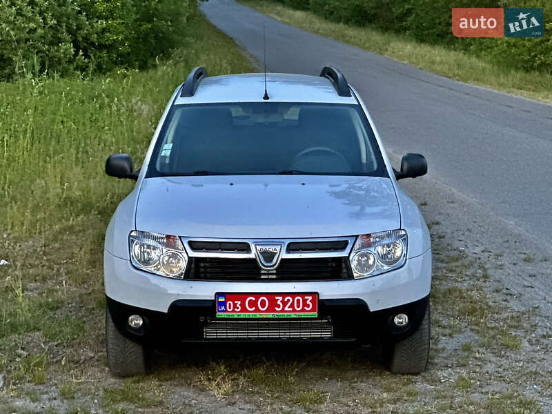 Позашляховик / Кросовер Dacia Duster 2011 в Шепетівці