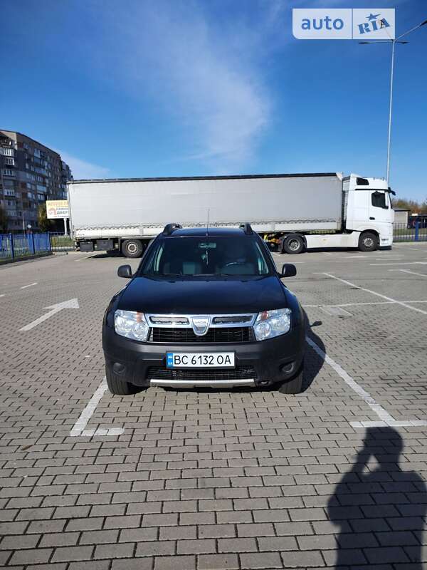 Dacia Duster 2011