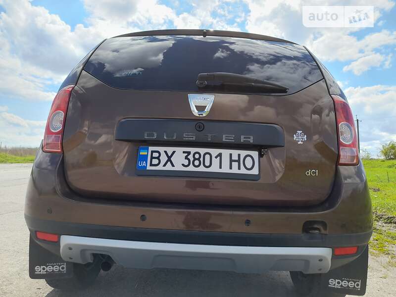 Внедорожник / Кроссовер Dacia Duster 2011 в Полонном