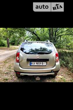 Внедорожник / Кроссовер Dacia Duster 2010 в Киеве