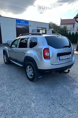 Внедорожник / Кроссовер Dacia Duster 2010 в Новоселице