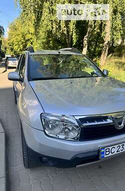 Позашляховик / Кросовер Dacia Duster 2011 в Львові