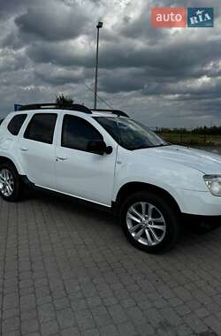 Внедорожник / Кроссовер Dacia Duster 2011 в 