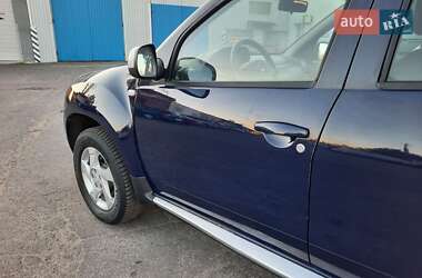 Внедорожник / Кроссовер Dacia Duster 2011 в 