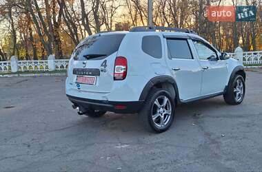 Внедорожник / Кроссовер Dacia Duster 2015 в Новоархангельске