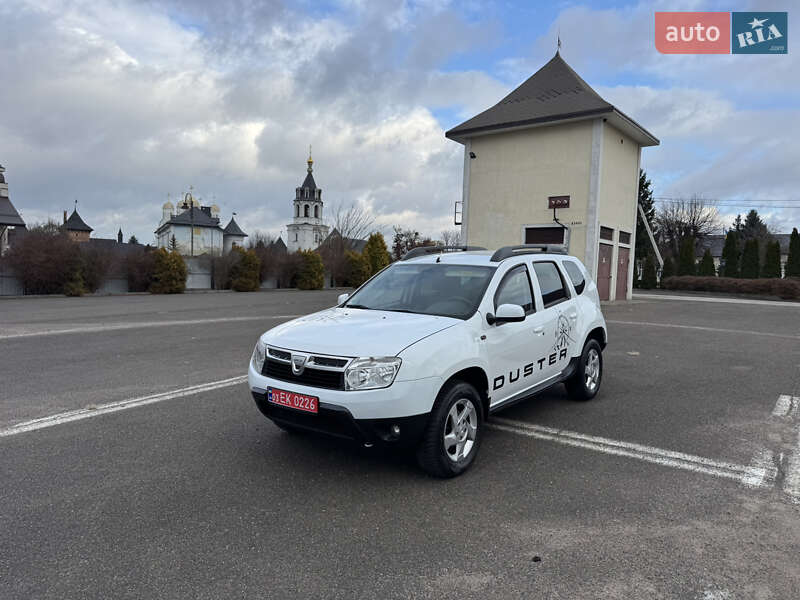 Внедорожник / Кроссовер Dacia Duster 2011 в Владимире