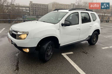 Внедорожник / Кроссовер Dacia Duster 2013 в Киеве