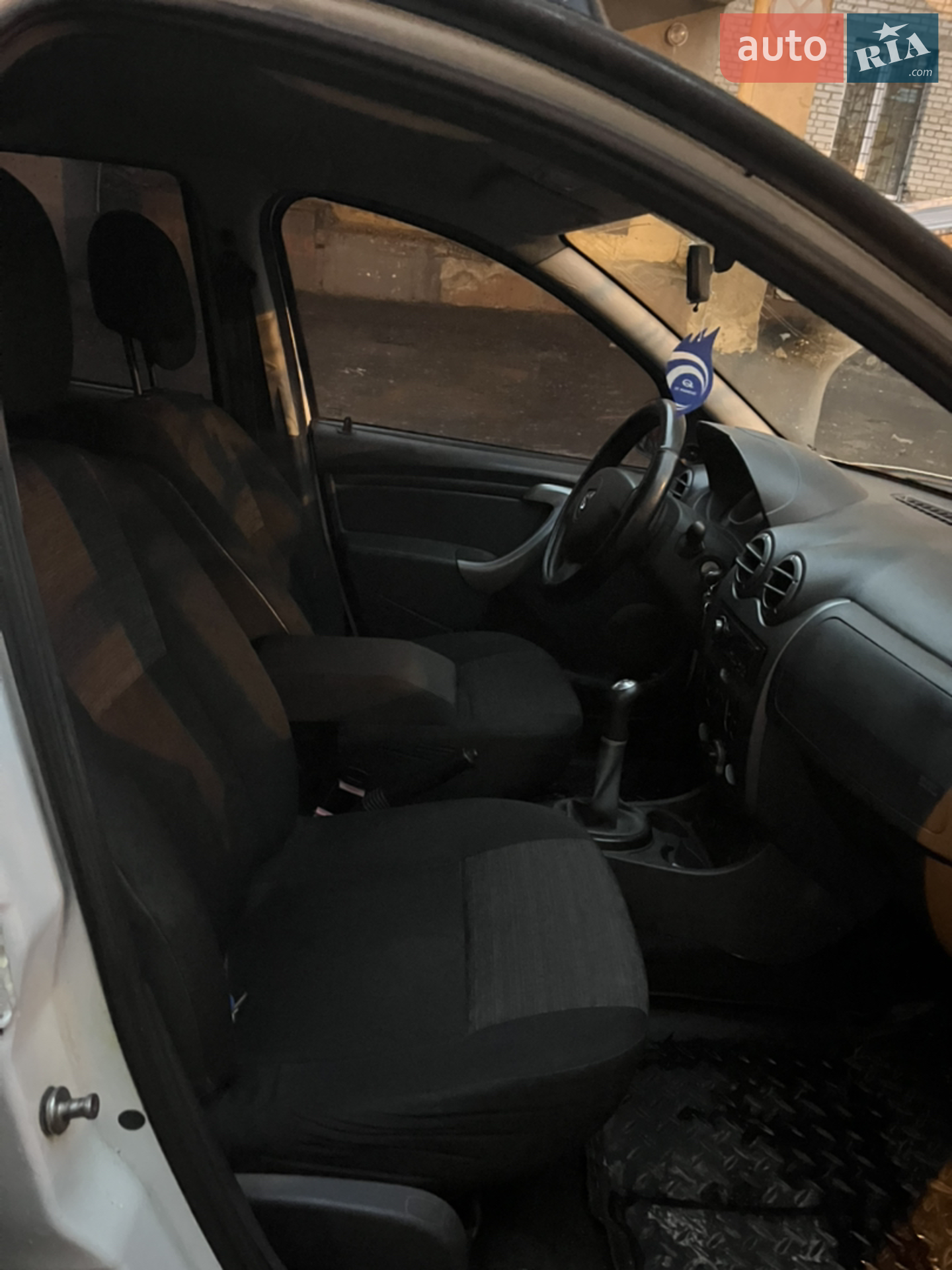 2012 Dacia Duster - мініатюра 3
