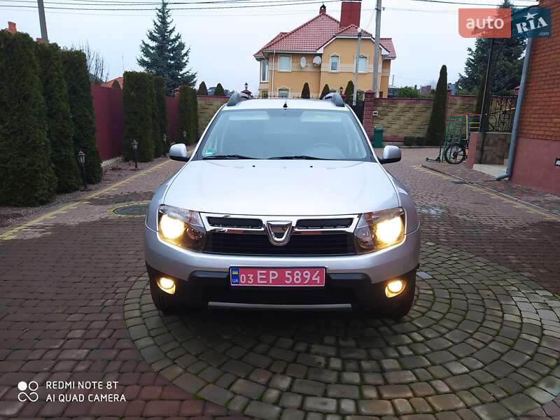 Dacia Duster 2011
