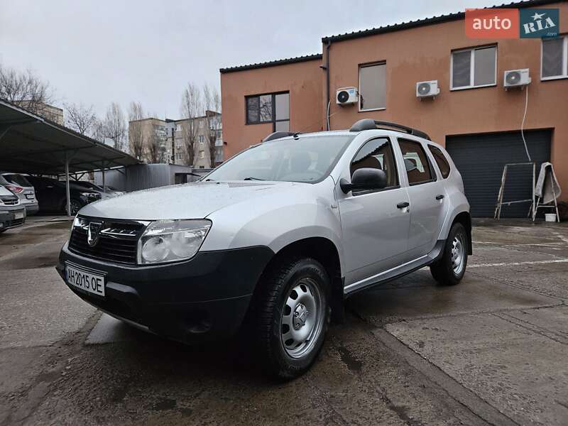 Внедорожник / Кроссовер Dacia Duster 2011 в Самаре