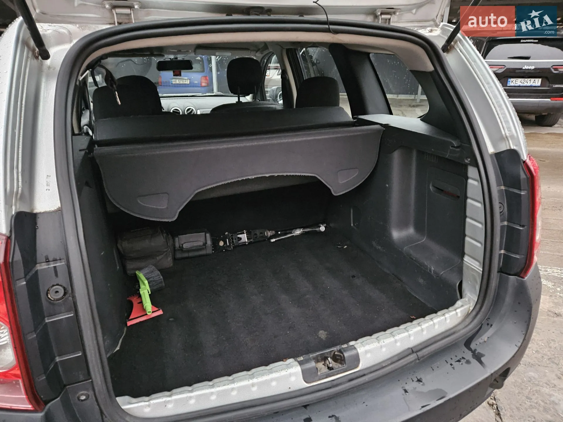 2011 Dacia Duster - мініатюра 9