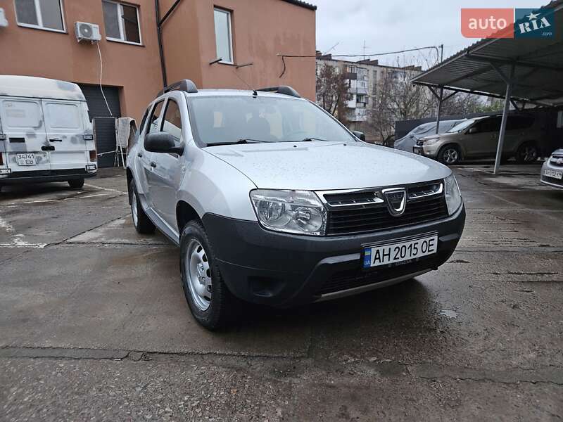 Внедорожник / Кроссовер Dacia Duster 2011 в Самаре