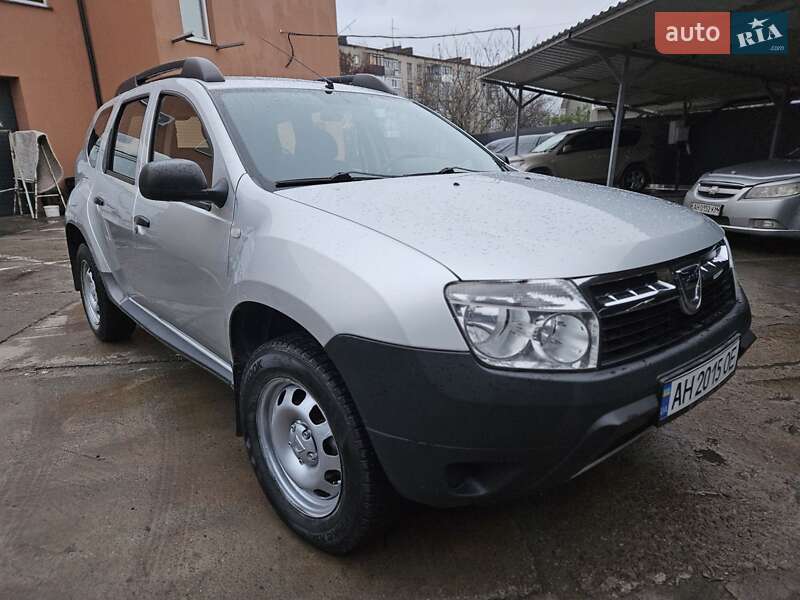 Позашляховик / Кросовер Dacia Duster 2011 в Новомосковську