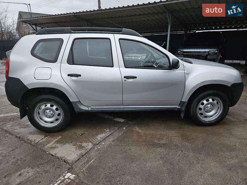 Внедорожник / Кроссовер Dacia Duster 2011 в Самаре