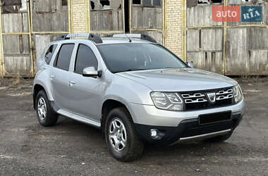 Позашляховик / Кросовер Dacia Duster 2014 в Луцьку