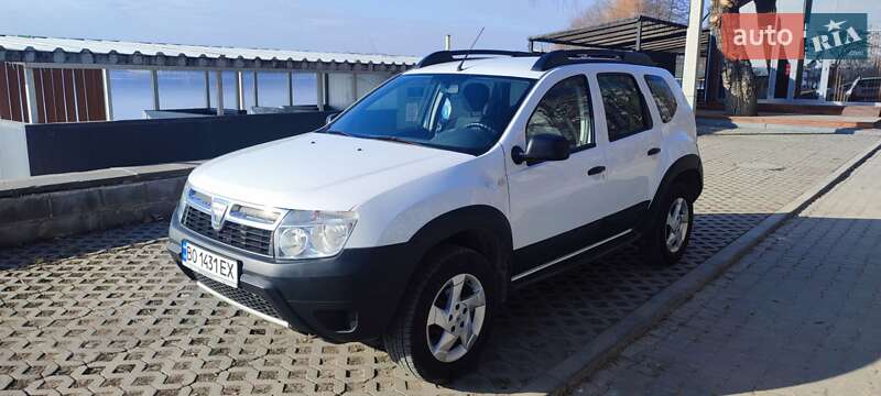 Позашляховик / Кросовер Dacia Duster 2011 в Тернополі