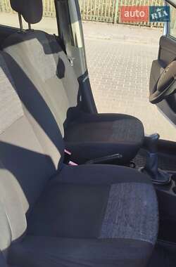 Позашляховик / Кросовер Dacia Duster 2011 в Тернополі