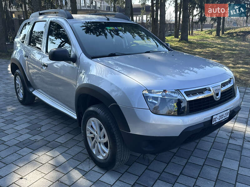 Dacia Duster 2011