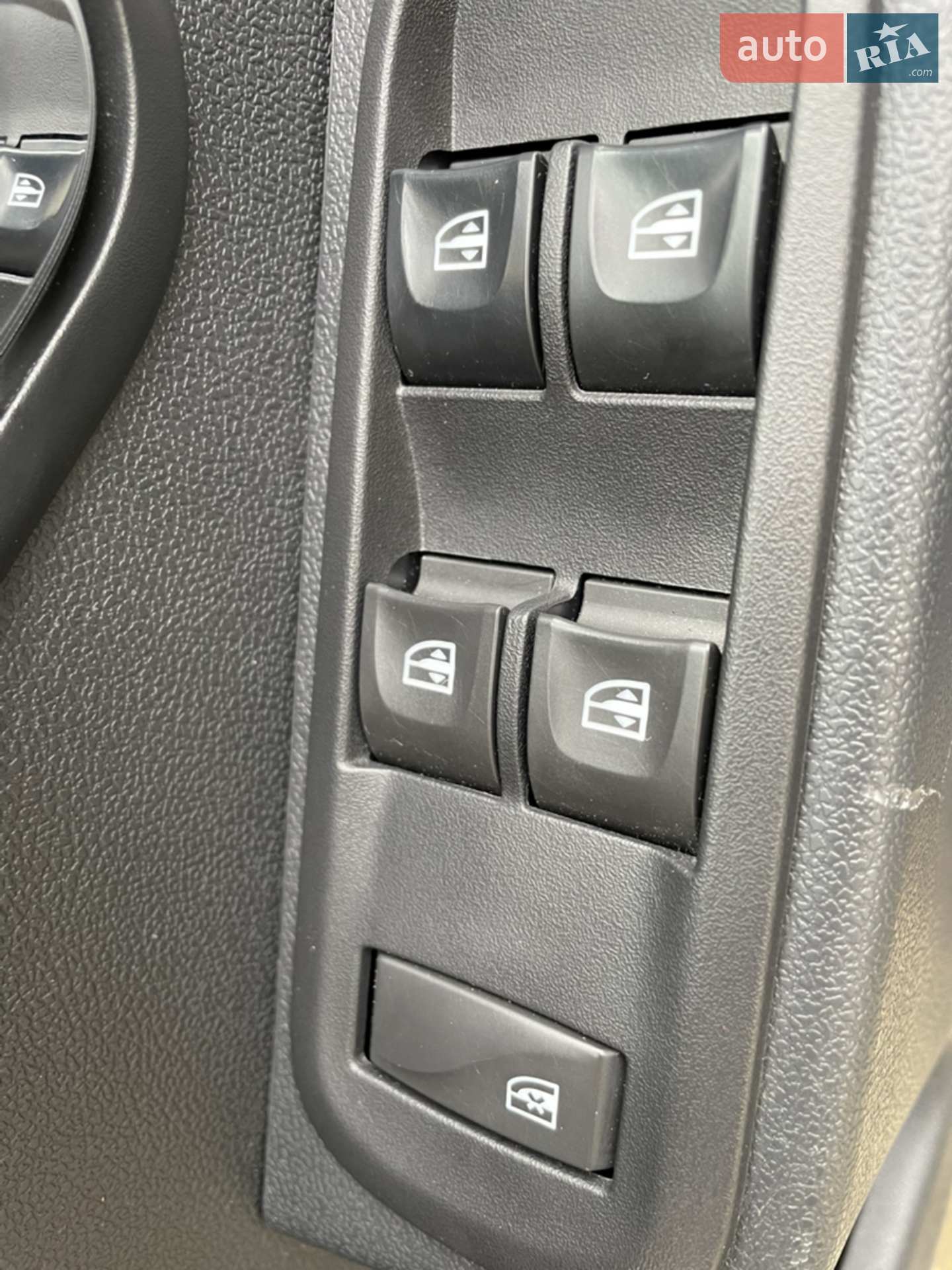 2015 Dacia Duster - мініатюра 17