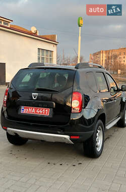 Внедорожник / Кроссовер Dacia Duster 2011 в 
