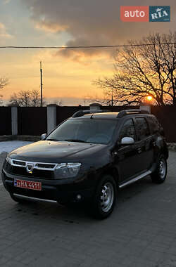 Внедорожник / Кроссовер Dacia Duster 2011 в 