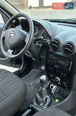 Внедорожник / Кроссовер Dacia Duster 2011 в 