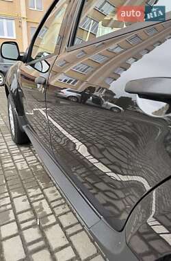 Внедорожник / Кроссовер Dacia Duster 2011 в 