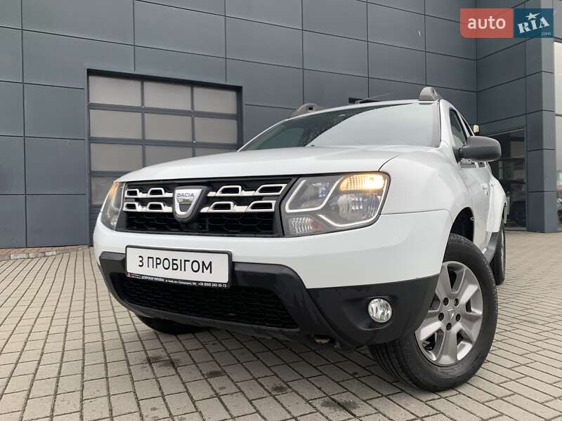 Позашляховик / Кросовер Dacia Duster 2016 в Львові