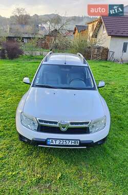 Внедорожник / Кроссовер Dacia Duster 2011 в 