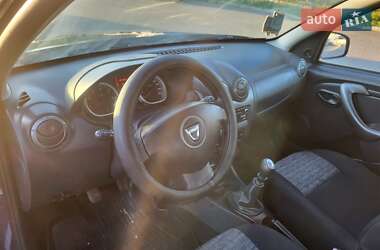 Внедорожник / Кроссовер Dacia Duster 2013 в 