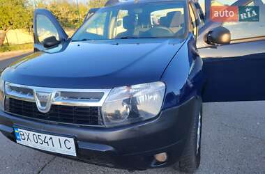 Внедорожник / Кроссовер Dacia Duster 2013 в 
