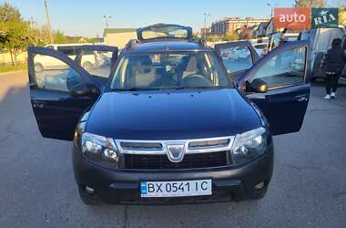 Внедорожник / Кроссовер Dacia Duster 2013 в 