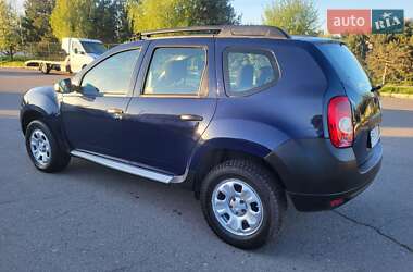Внедорожник / Кроссовер Dacia Duster 2013 в 