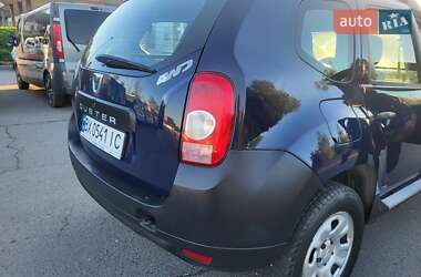 Внедорожник / Кроссовер Dacia Duster 2013 в 
