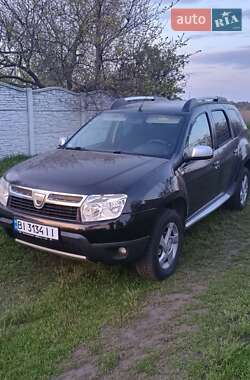 Позашляховик / Кросовер Dacia Duster 2011 в 