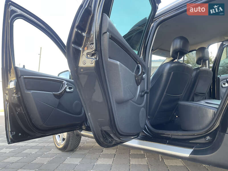 Внедорожник / Кроссовер Dacia Duster 2013 в Стрые