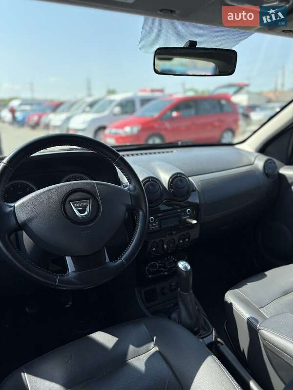 Внедорожник / Кроссовер Dacia Duster 2012 в Черновцах