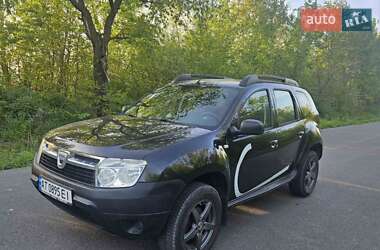Позашляховик / Кросовер Dacia Duster 2011 в 