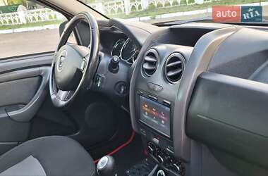 Внедорожник / Кроссовер Dacia Duster 2017 в 