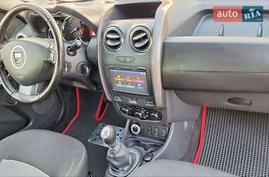 Внедорожник / Кроссовер Dacia Duster 2017 в 