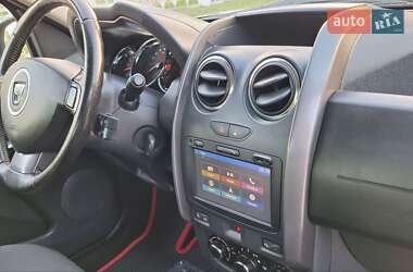 Внедорожник / Кроссовер Dacia Duster 2017 в 