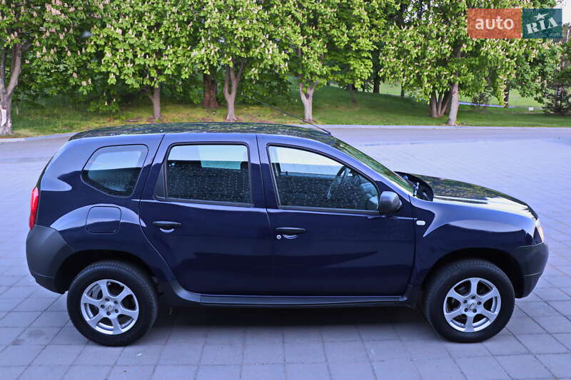 Позашляховик / Кросовер Dacia Duster 2011 в Кременчуці