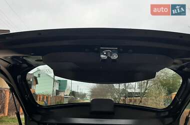 Позашляховик / Кросовер Dacia Duster 2011 в 