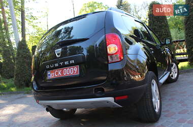 Позашляховик / Кросовер Dacia Duster 2011 в 