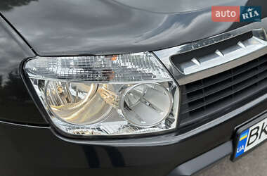 Внедорожник / Кроссовер Dacia Duster 2010 в 