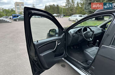 Внедорожник / Кроссовер Dacia Duster 2010 в 