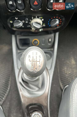 Внедорожник / Кроссовер Dacia Duster 2010 в 