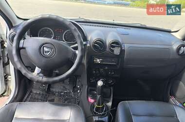 Позашляховик / Кросовер Dacia Duster 2012 в 
