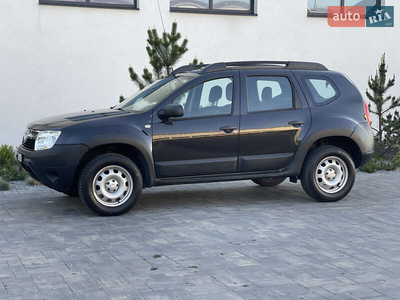 Внедорожник / Кроссовер Dacia Duster 2011 в 